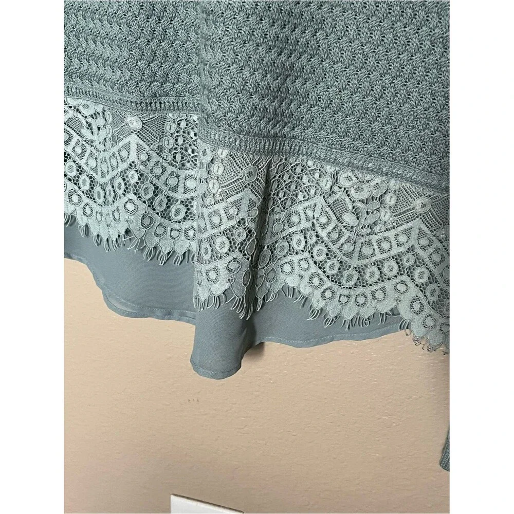 Lucky Brand Cotton-Blend Pullover Seafoam Sweater with Lace Bottom Size Medium